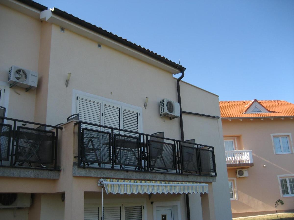 Villa „Drei Palmen“ Sveti Filip i Jakov Eksteriør billede