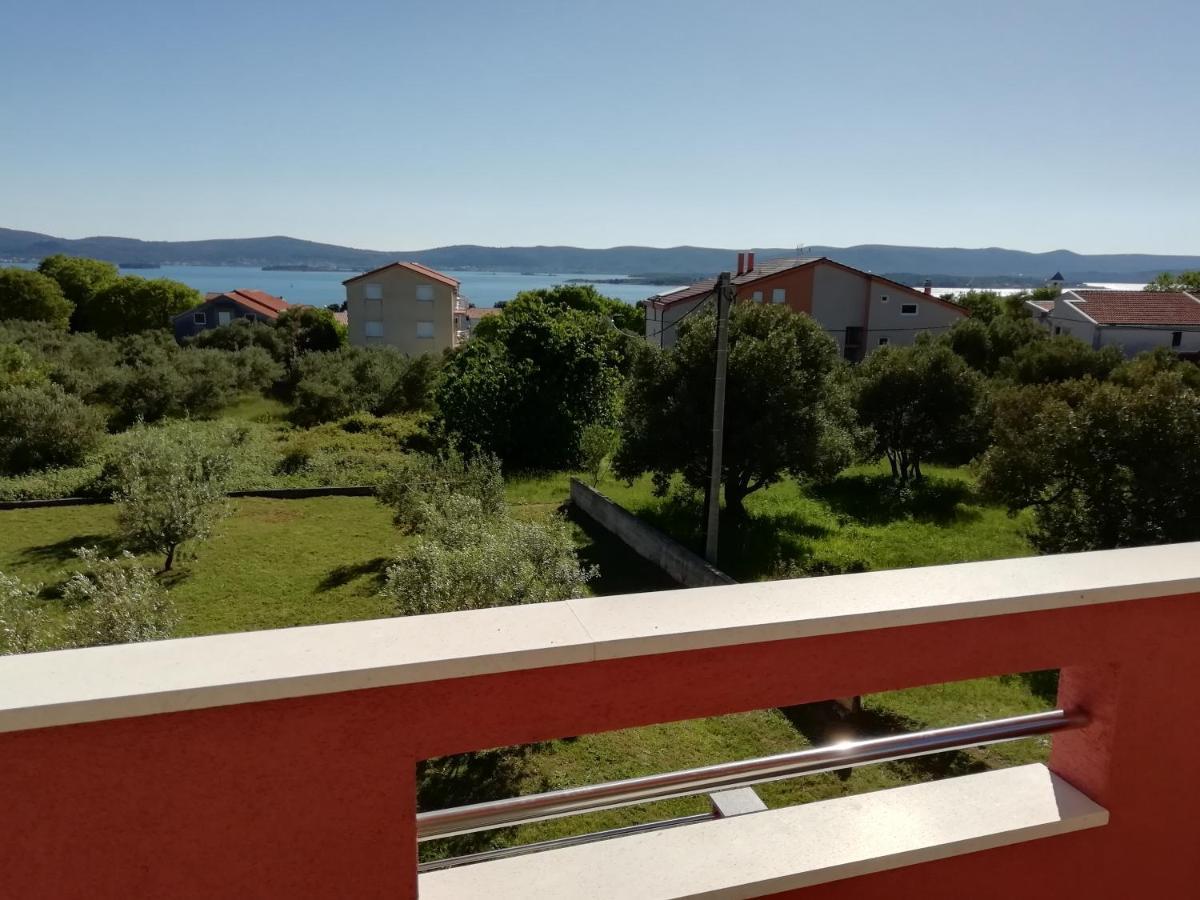 Villa „Drei Palmen“ Sveti Filip i Jakov Eksteriør billede