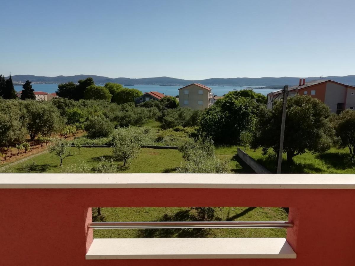 Villa „Drei Palmen“ Sveti Filip i Jakov Eksteriør billede